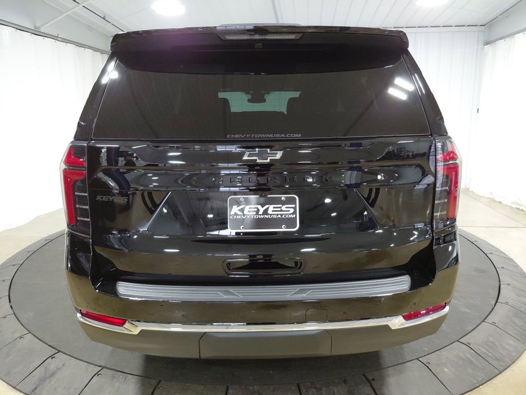 New 2026 Chevrolet Suburban LS w/ LS Custom Edition AWD/4WD image 7