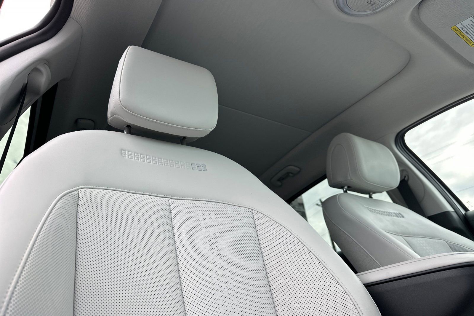 Used 2025 Hyundai Ioniq 5 Limited image 21