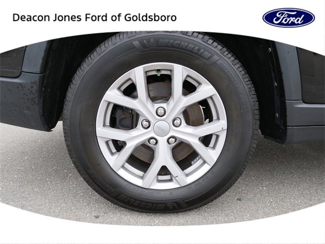 Used 2021 Jeep Grand Cherokee L Limited image 11