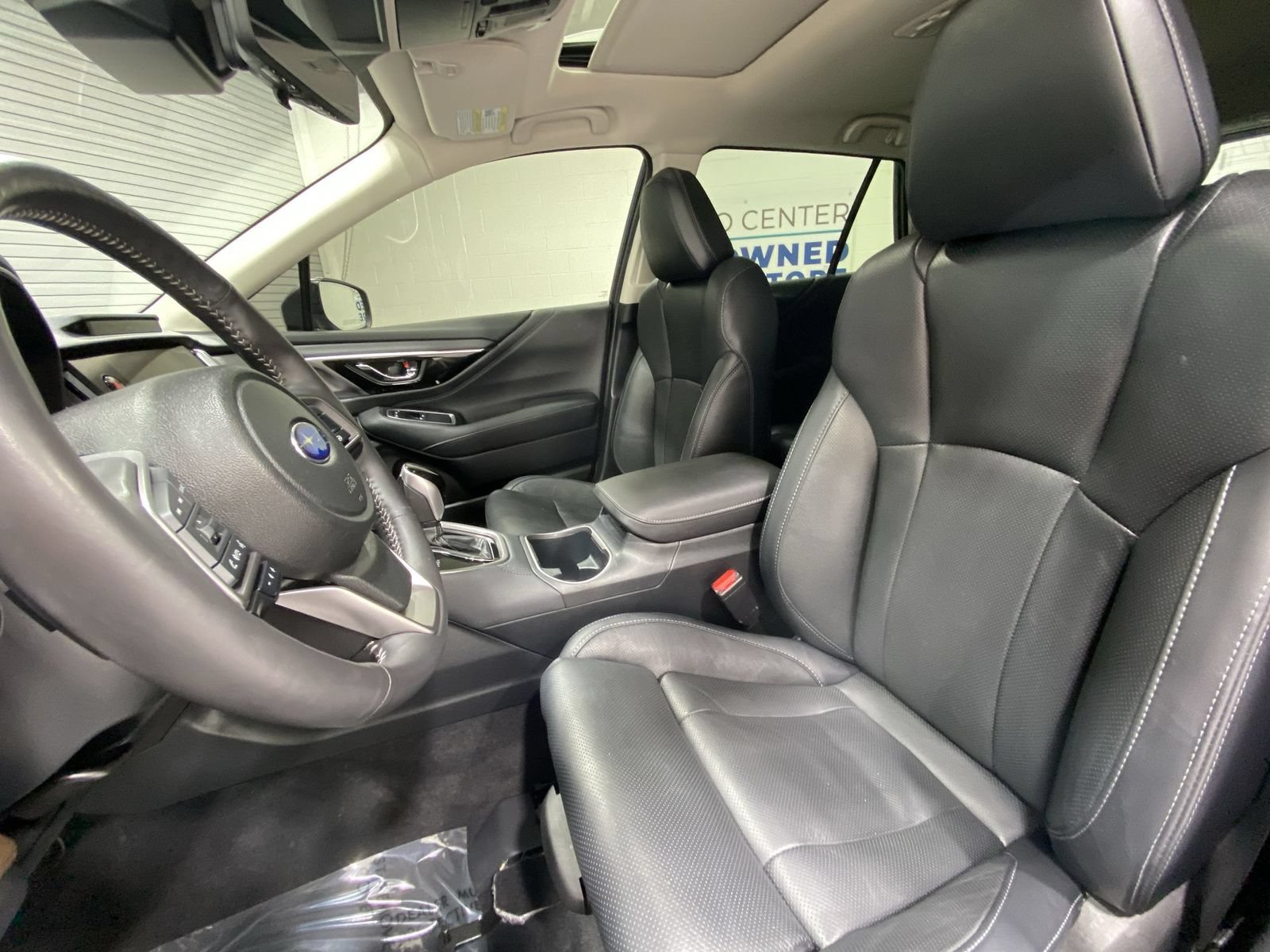 Used 2025 Subaru Outback Touring XT AWD/4WD image 11