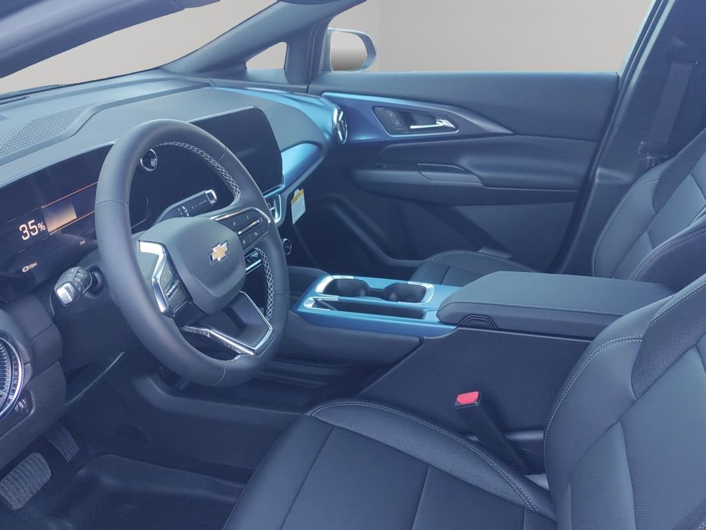 New 2026 Chevrolet Equinox EV LT image 7