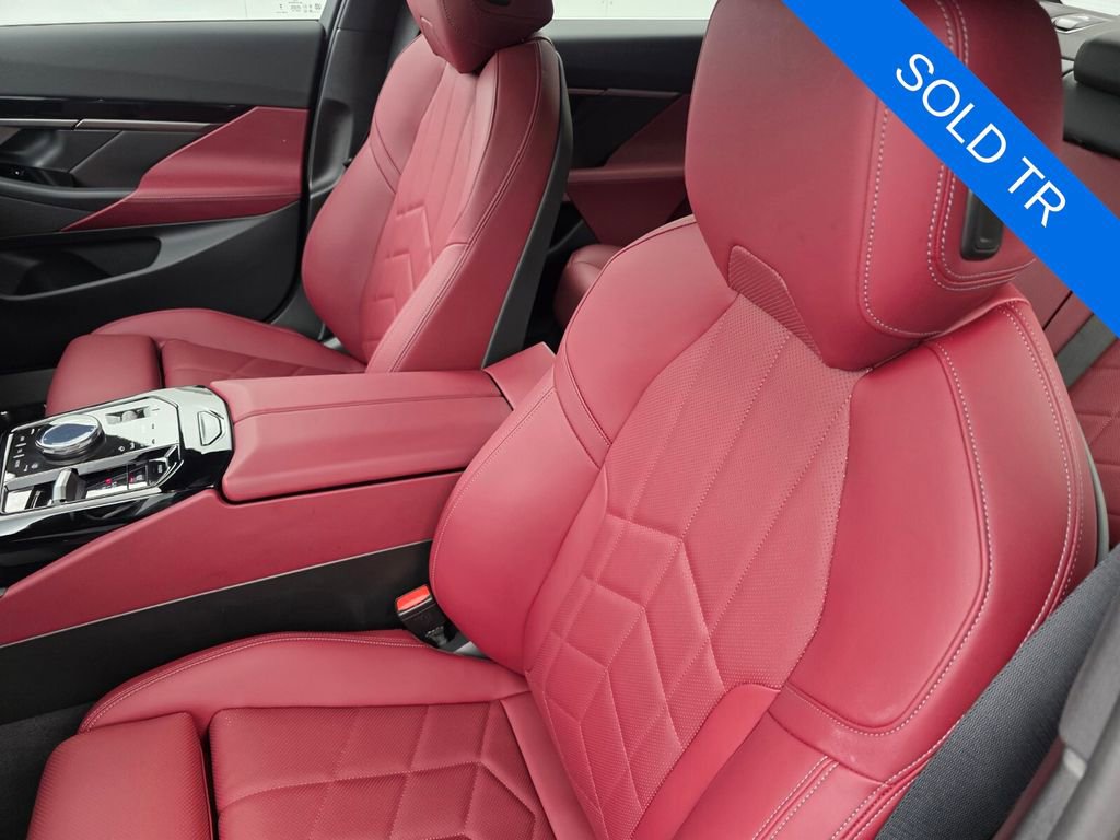 Certified 2026 BMW 530i w/ Premium Package image 11