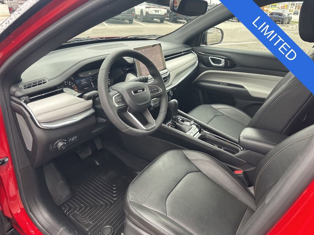 Used 2023 Jeep Compass Limited AWD/4WD image 14