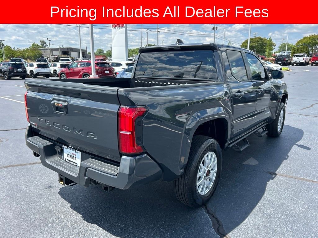 Used 2025 Toyota Tacoma SR5 AWD/4WD image 16