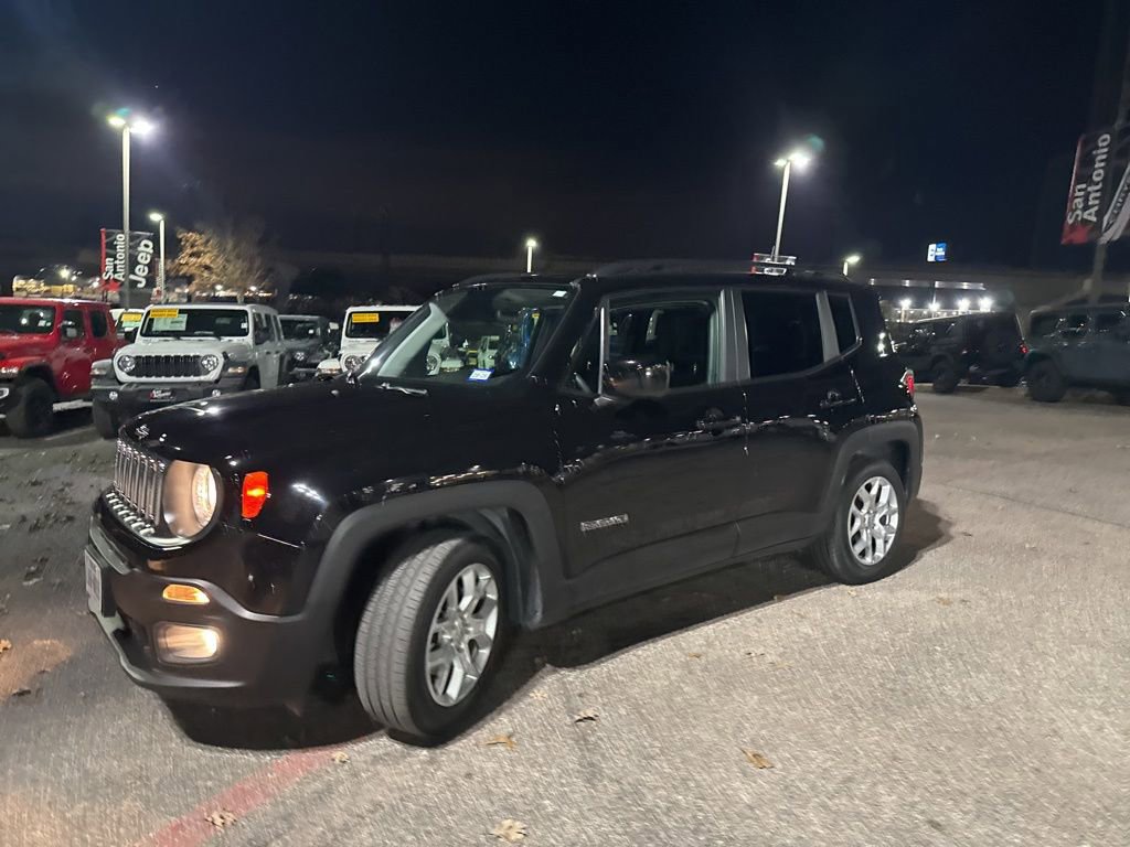 Used 2018 Jeep Renegade Latitude image 41