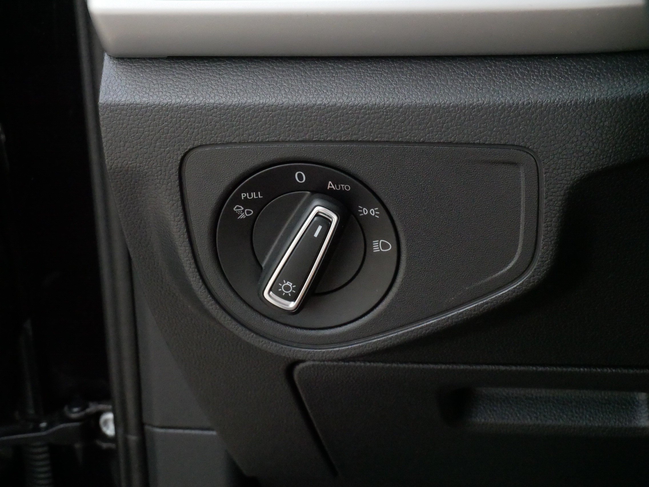 Certified 2023 Volkswagen Atlas SEL AWD/4WD image 27