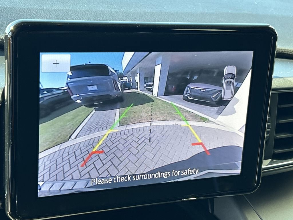 Used 2022 Ford Explorer XLT w/ Equipment Group 202A image 22