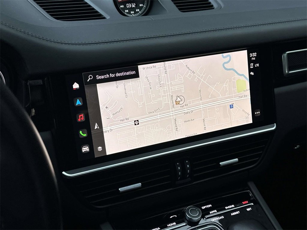 Used 2022 Porsche Cayenne GTS image 26