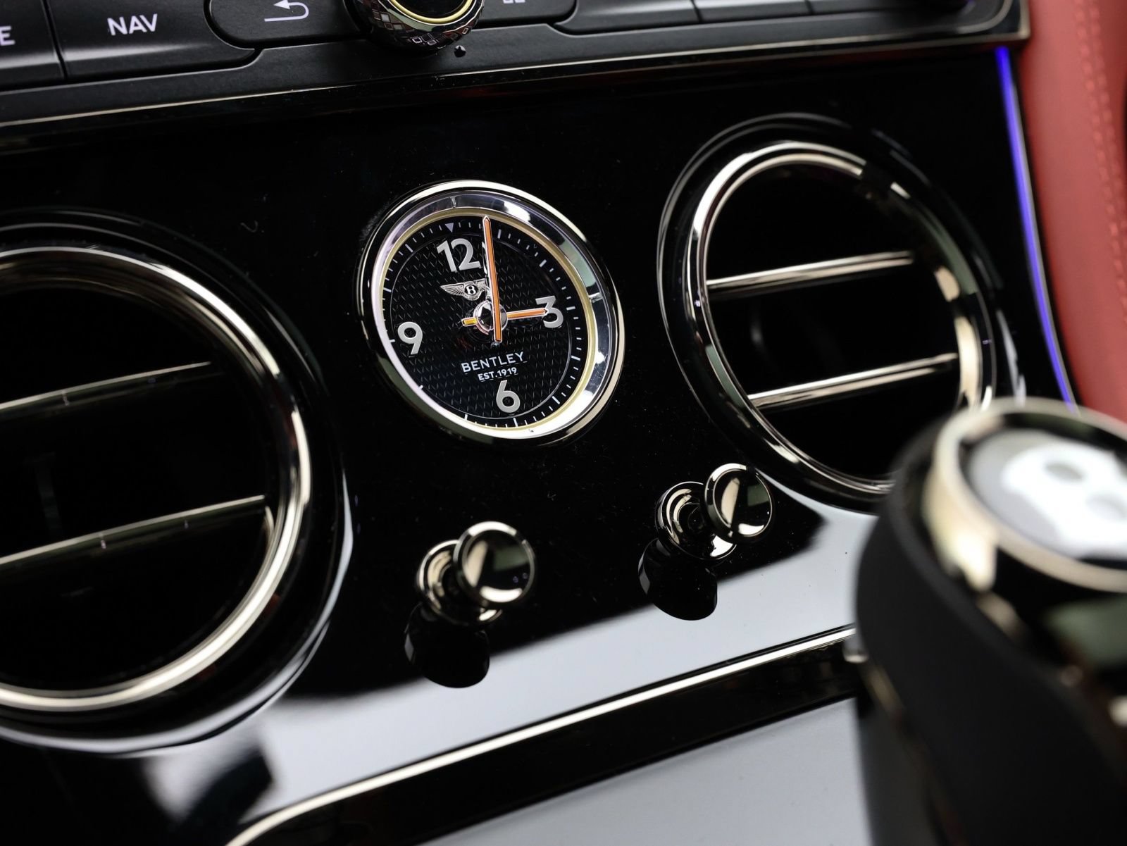 New 2026 Bentley Continental GT AWD/4WD image 49