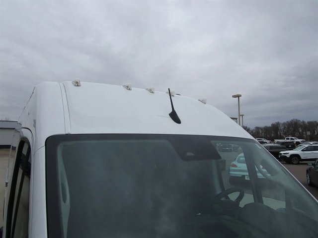 Used 2025 RAM ProMaster 2500 w/ Convenience Group image 43