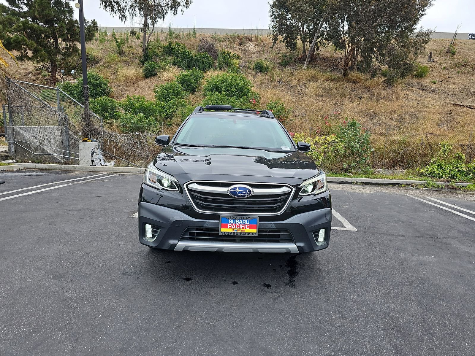 Used 2021 Subaru Outback Limited XT w/ Popular Package #2 AWD/4WD image 2