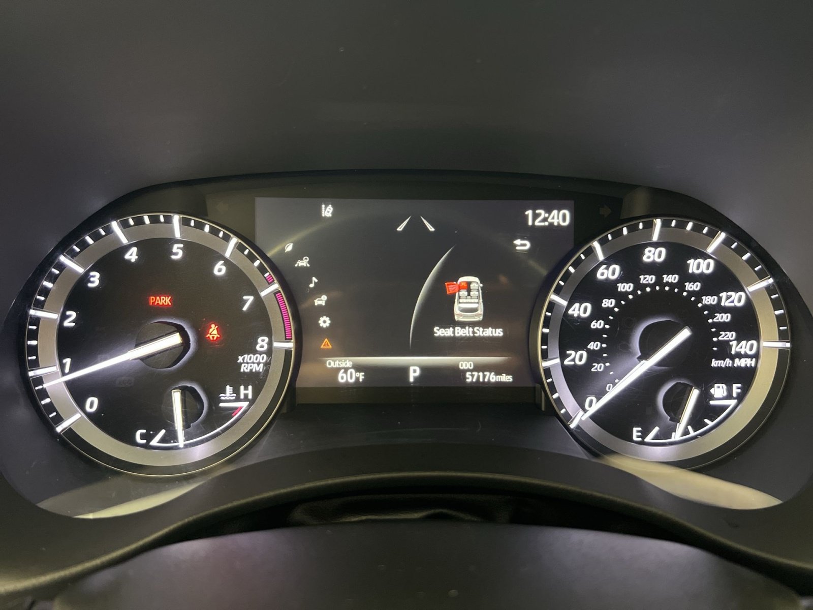 Used 2020 Toyota Highlander XLE AWD/4WD image 17