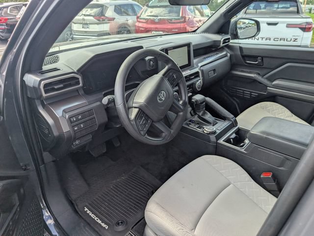 Used 2024 Toyota Tacoma SR5 AWD/4WD image 14