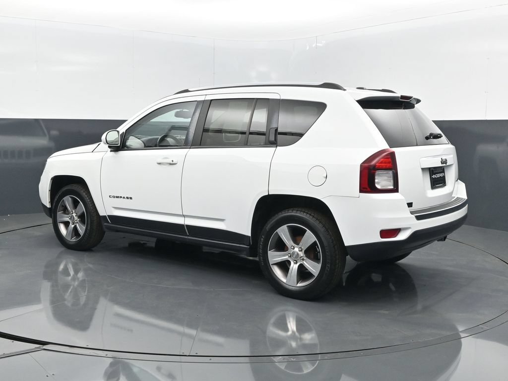 Used 2017 Jeep Compass High Altitude FWD image 4