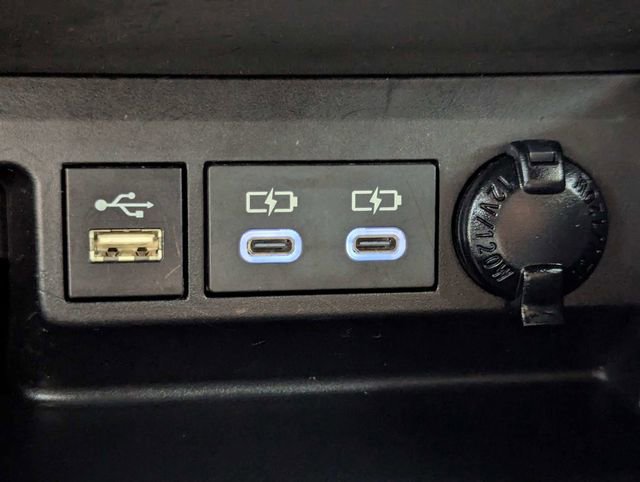 Used 2025 Toyota Highlander XSE image 17