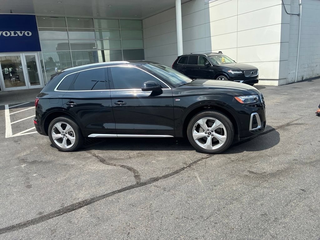 Used 2023 Audi Q5 2.0T Prestige AWD/4WD image 2