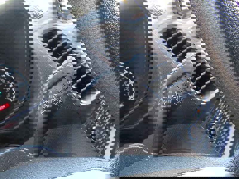 Used 2020 Ford Transit Connect XL image 29