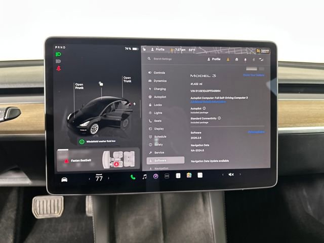 Used 2023 Tesla Model 3 Standard Range image 22