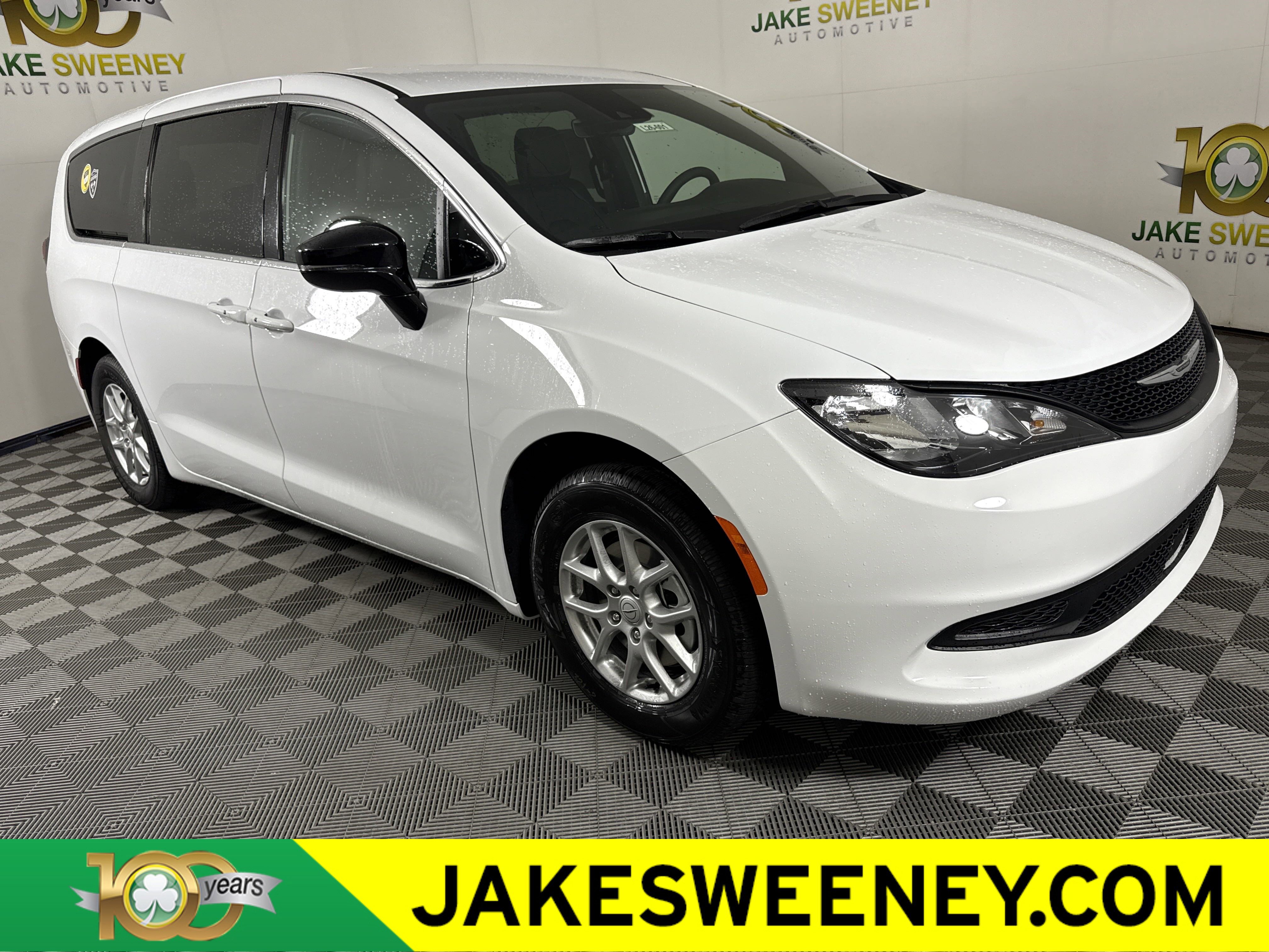 New 2026 Chrysler Voyager LX image 1