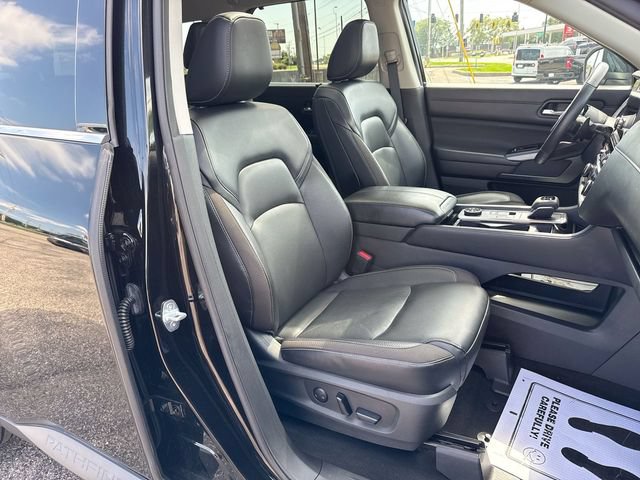 Used 2023 Nissan Pathfinder SL w/ SL Premium Package AWD/4WD image 26