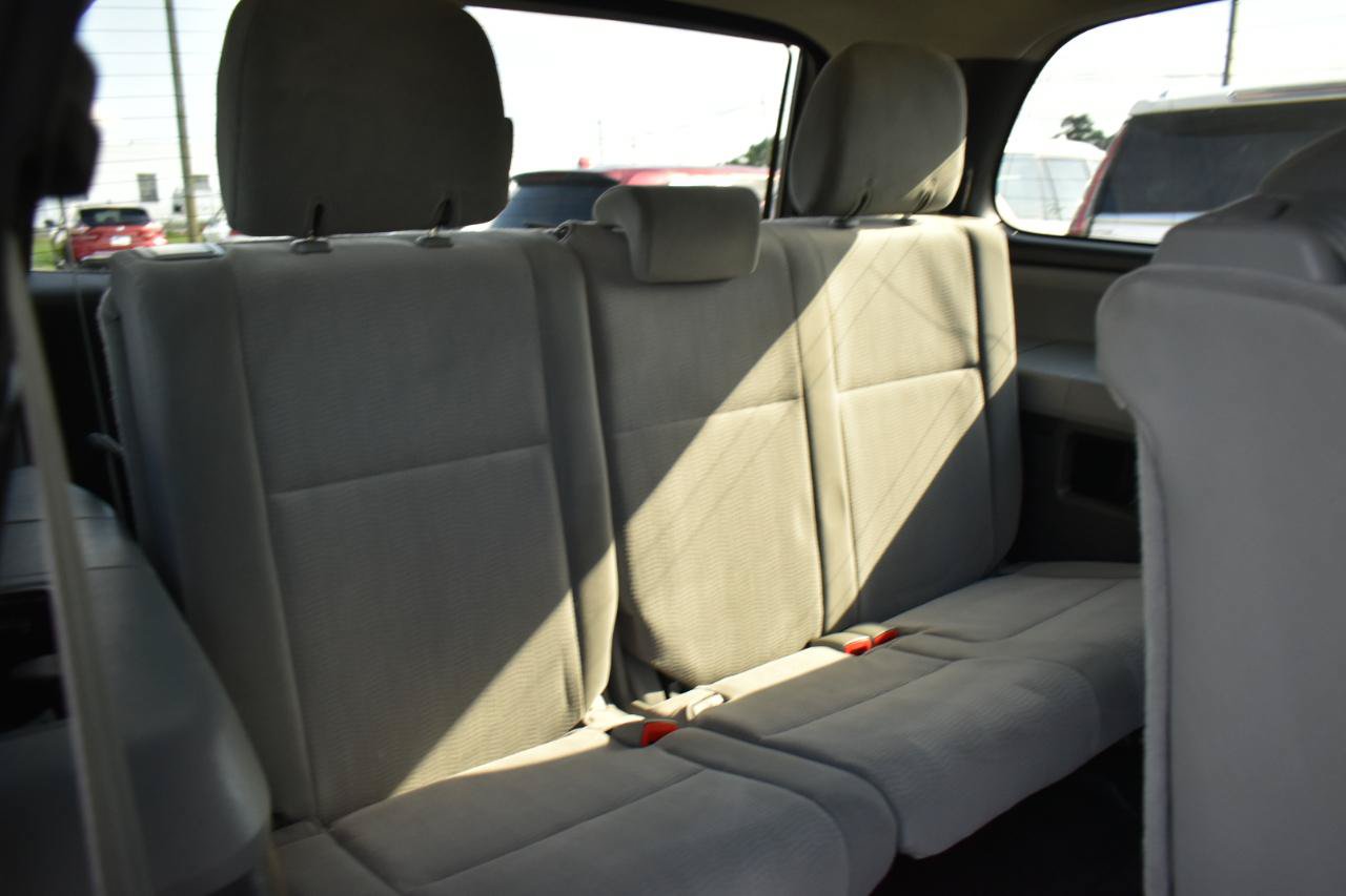Used 2013 Toyota Sequoia SR5 AWD/4WD image 29