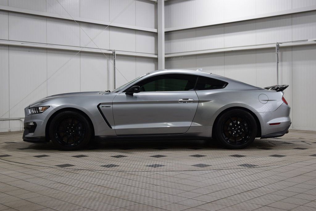 Used 2020 Ford Mustang Shelby GT350 w/ Technology Package image 4