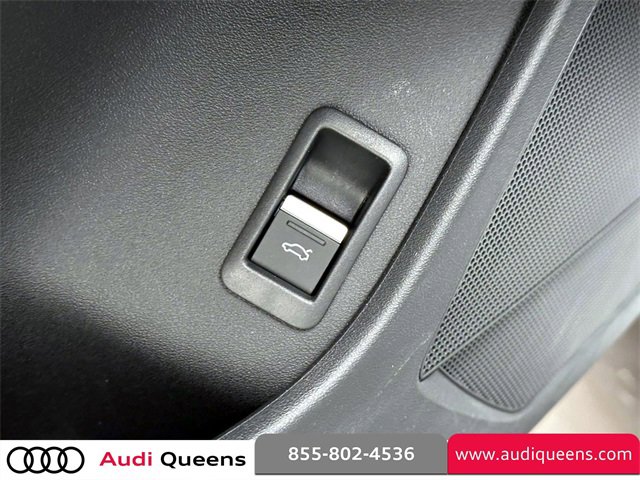 Used 2024 Audi Q4 e-tron Premium Plus image 21