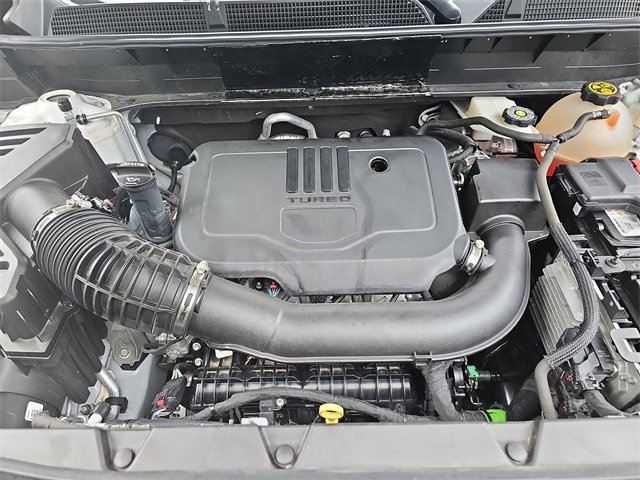 Certified 2022 GMC Acadia SLE w/ Driver Convenience Package image 32