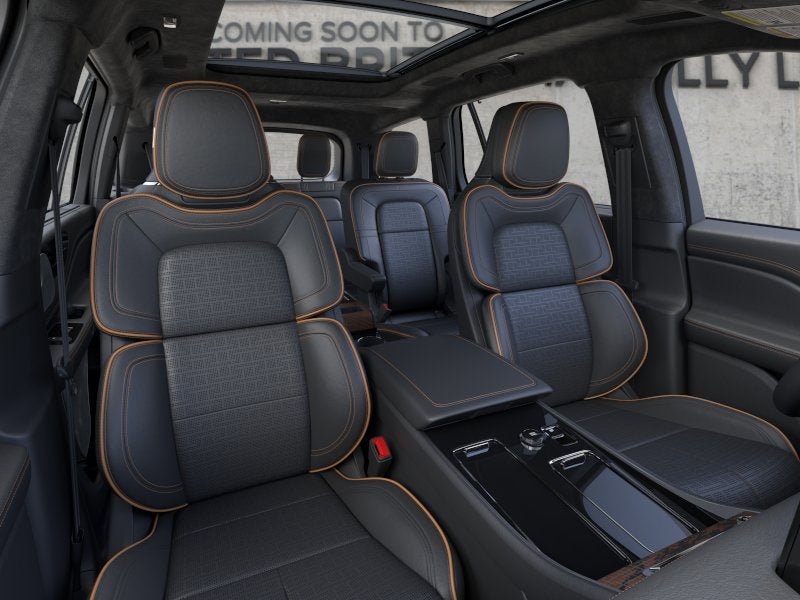 New 2026 Lincoln Aviator Black Label w/ Dynamic Handling Package AWD/4WD image 10