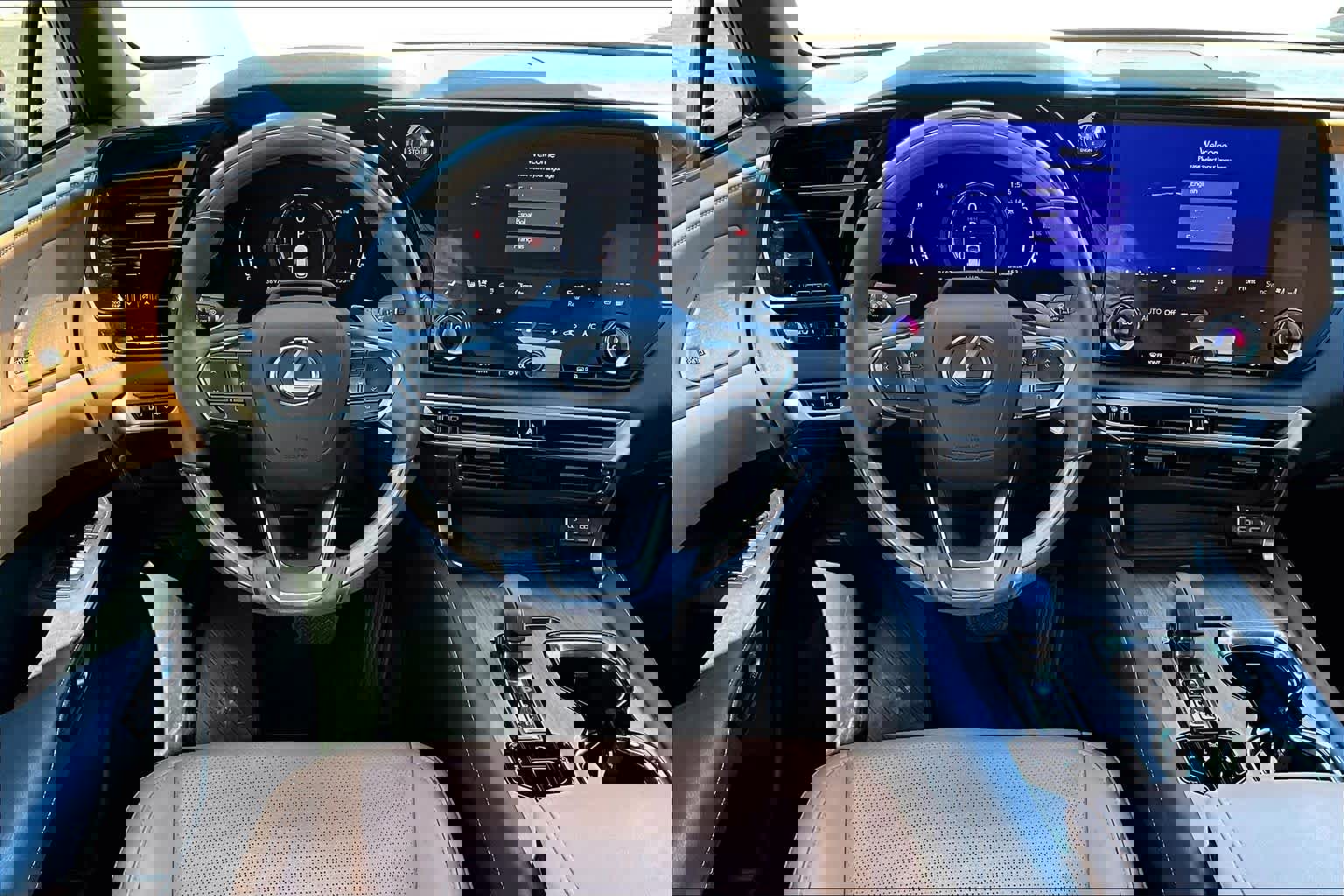 Used 2023 Lexus RX 350 Premium Plus w/ Cold Area Package image 5