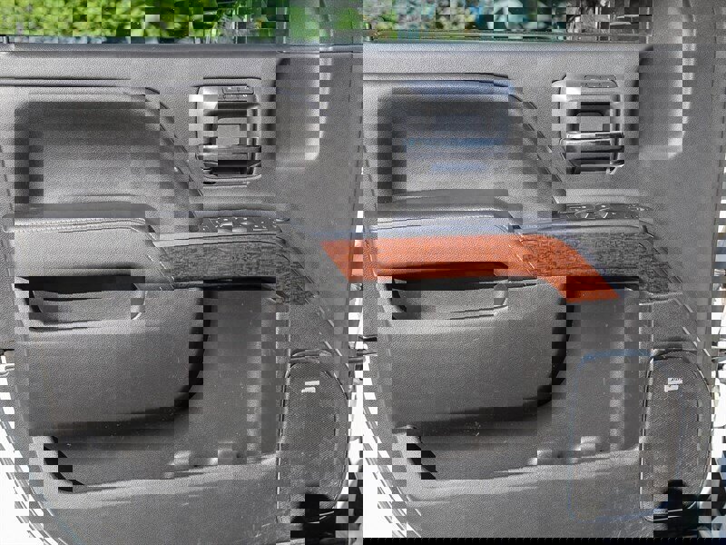 Used 2015 GMC Sierra 3500 SLT w/ Duramax Plus Package image 29