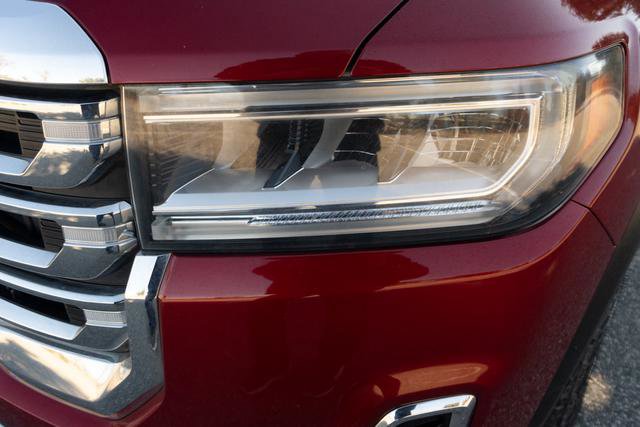 Used 2021 GMC Acadia SLE w/ Driver Convenience Package image 36