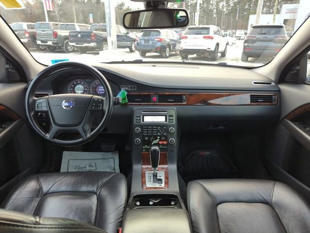Used 2010 Volvo V70 image 15