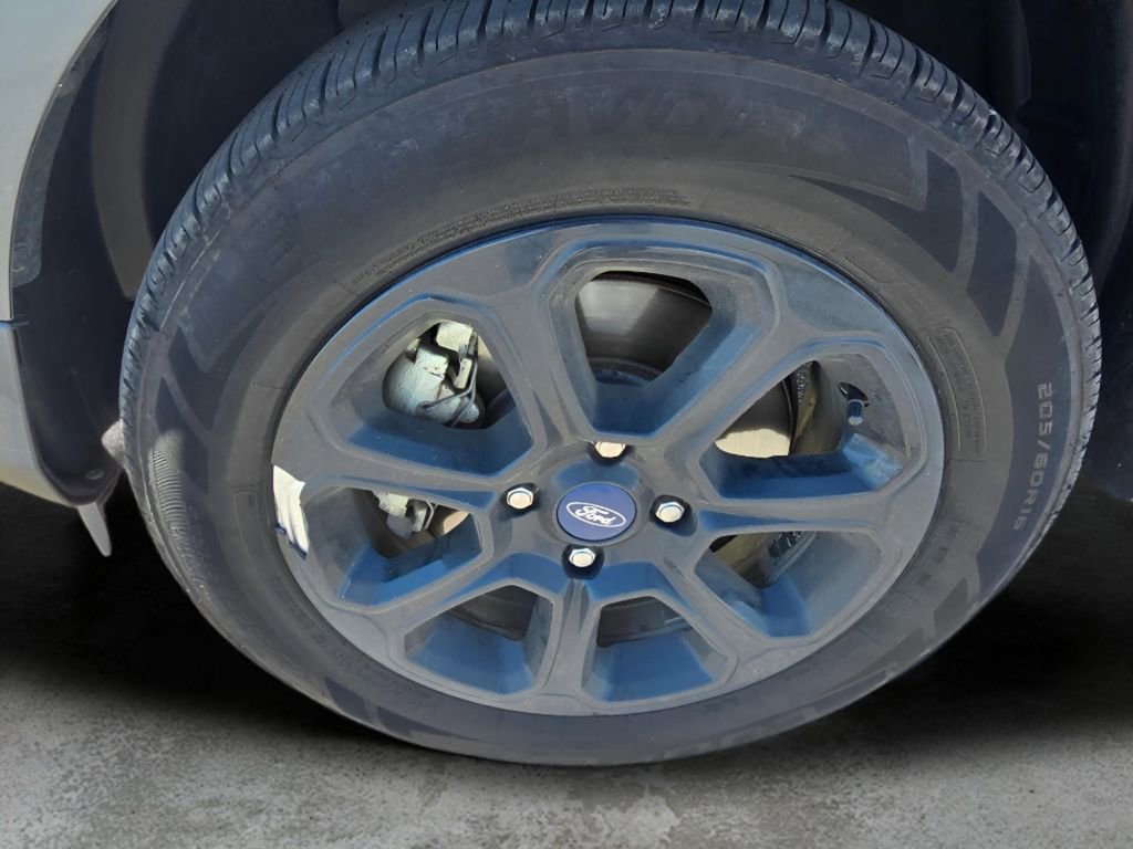 Used 2020 Ford EcoSport SE image 9