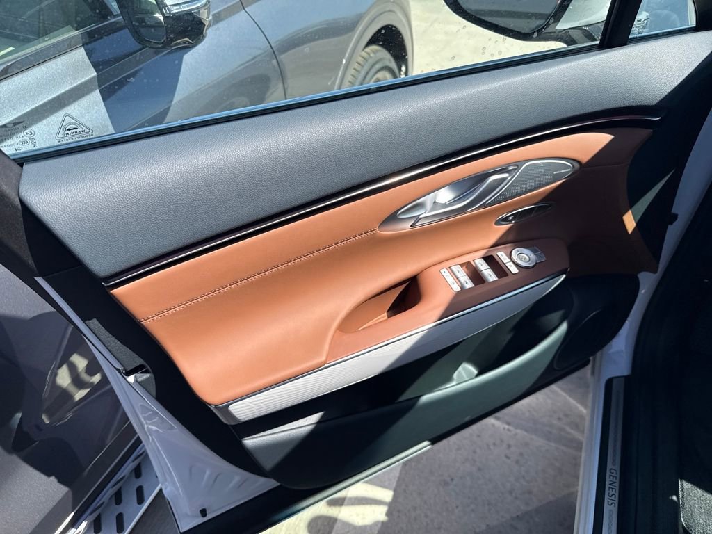 New 2026 Genesis GV70 2.5T Advanced image 9