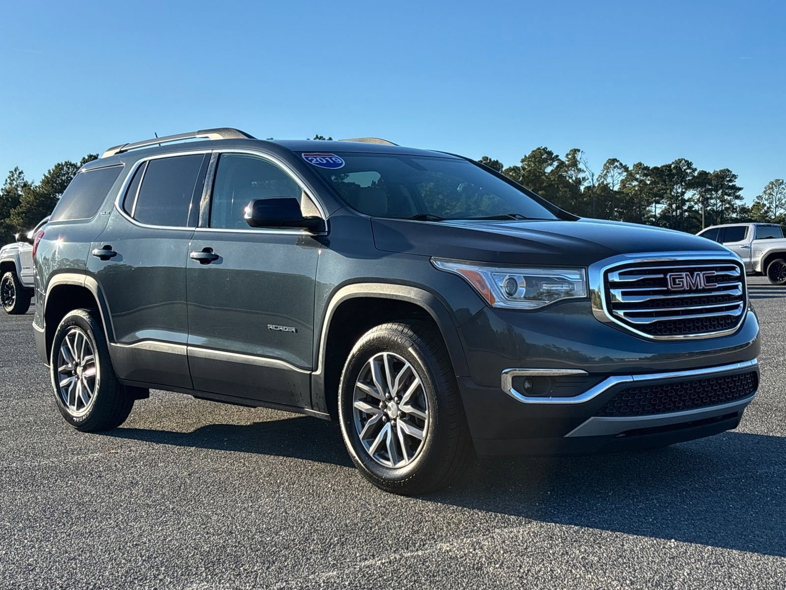 Used 2019 GMC Acadia SLE w/ Driver Alert Package I image 35