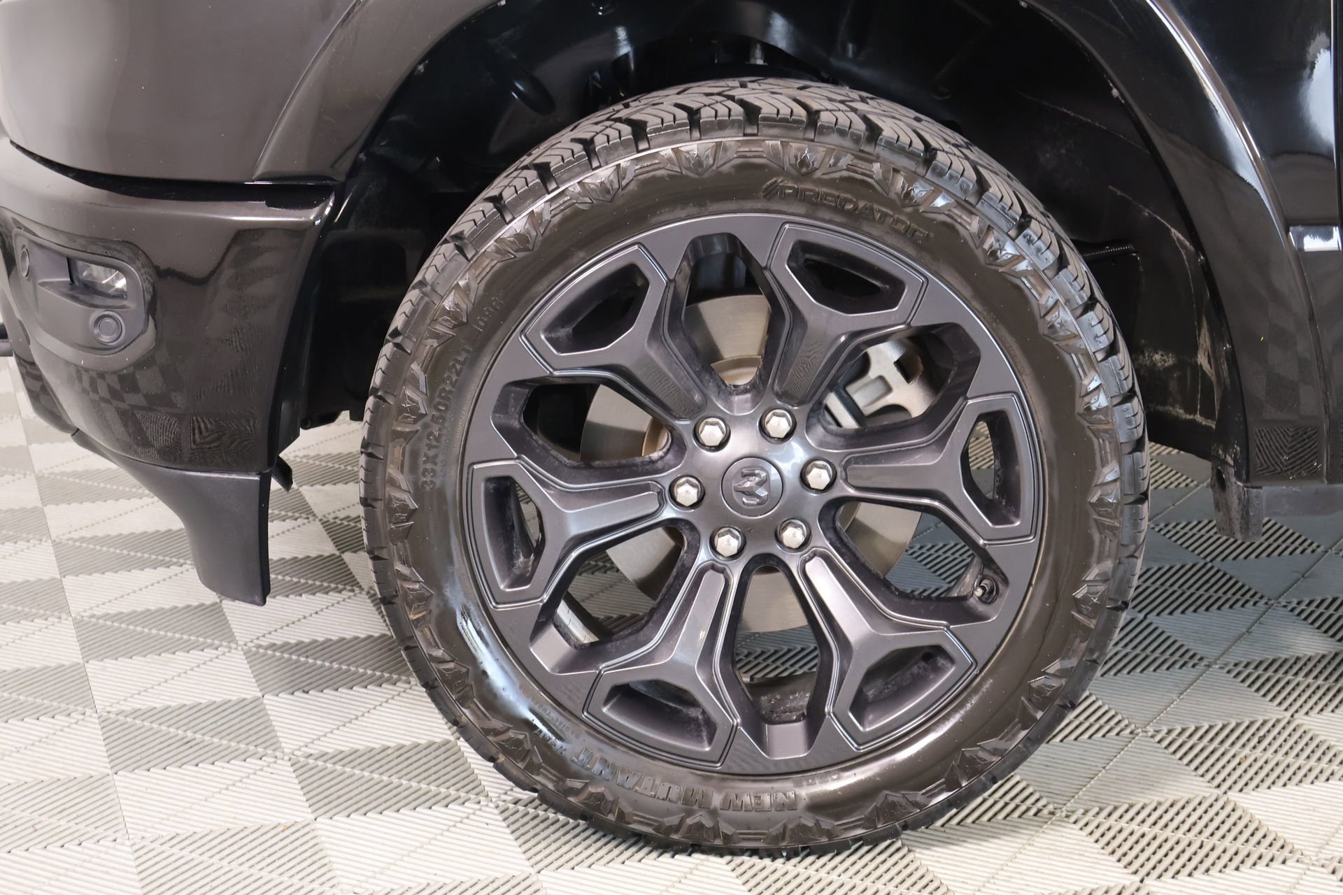 Used 2020 RAM 1500 Limited w/ Black Appearance Package image 20