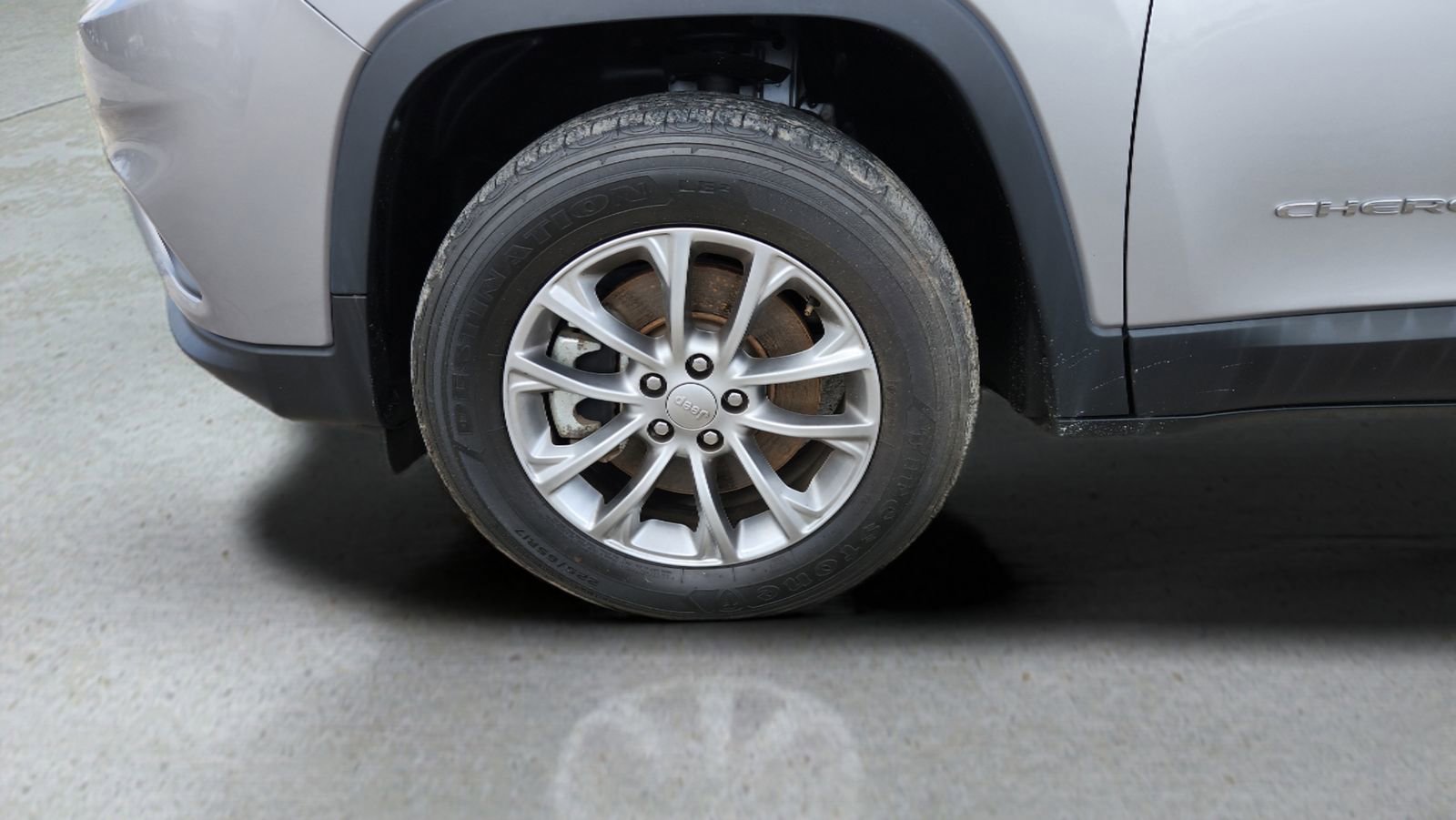 Used 2021 Jeep Cherokee Latitude Lux w/ Trailer Tow Group AWD/4WD image 21
