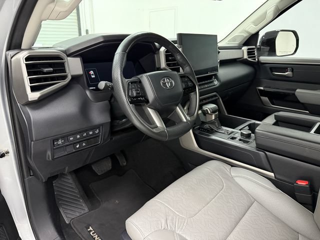 Used 2024 Toyota Tundra Limited AWD/4WD image 8