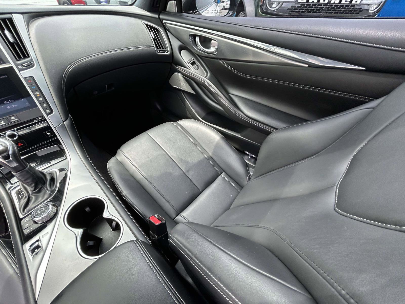 Used 2018 INFINITI Q60 3.0t Luxe w/ Sensory Package 3.0T Luxe RWD image 15