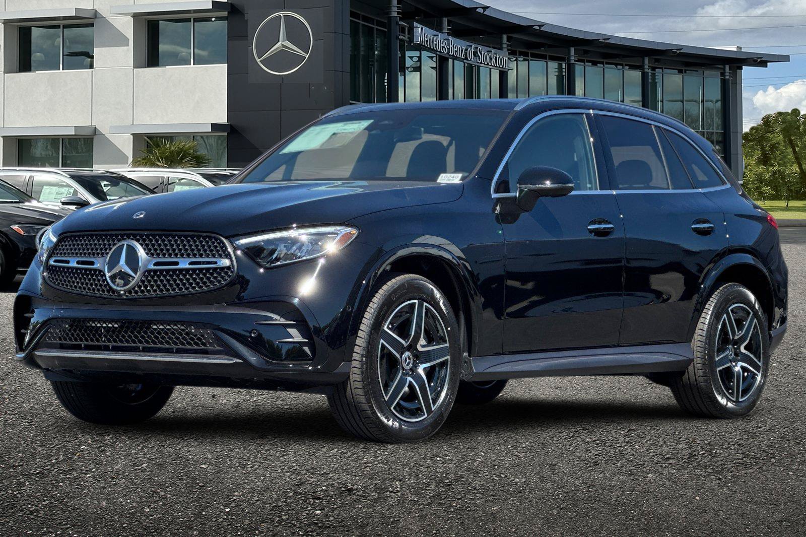 New 2026 Mercedes-Benz GLC 300 image 8