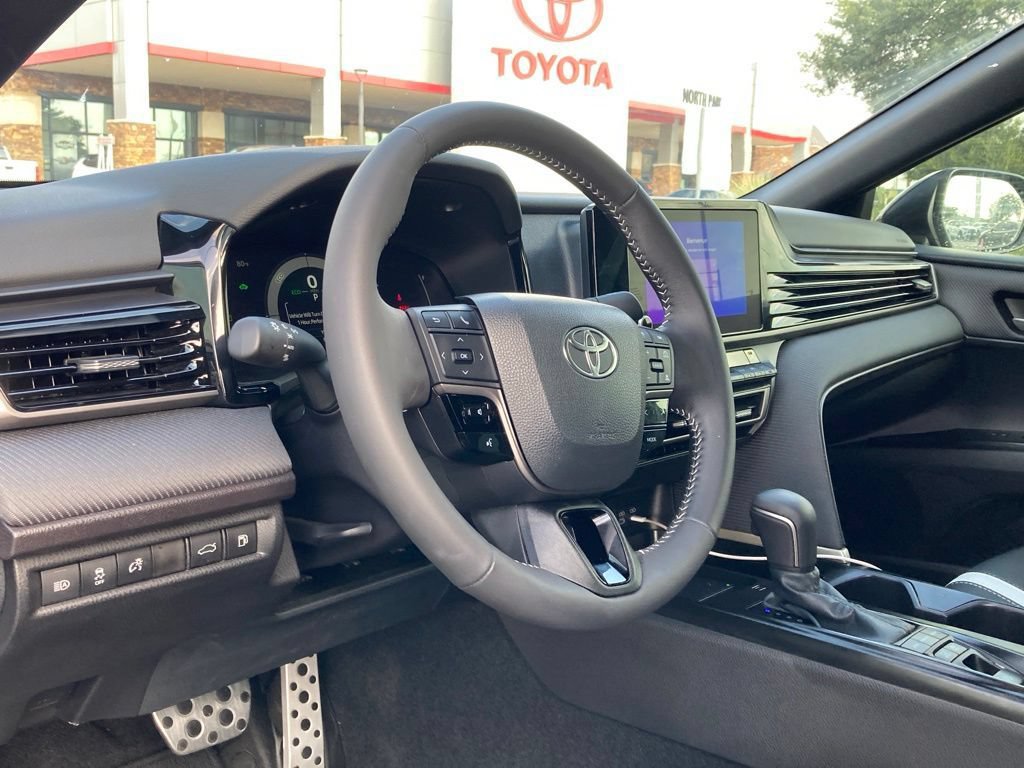 Certified 2026 Toyota Camry SE w/ Convenience Package FWD image 8