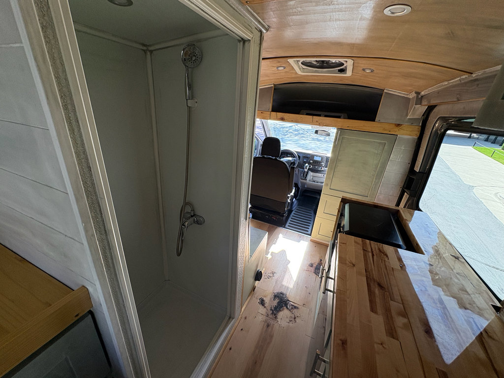 Used 2024 Ford Transit 250 148 Medium Roof Extended AWD w/ Load Area Protection Package image 20