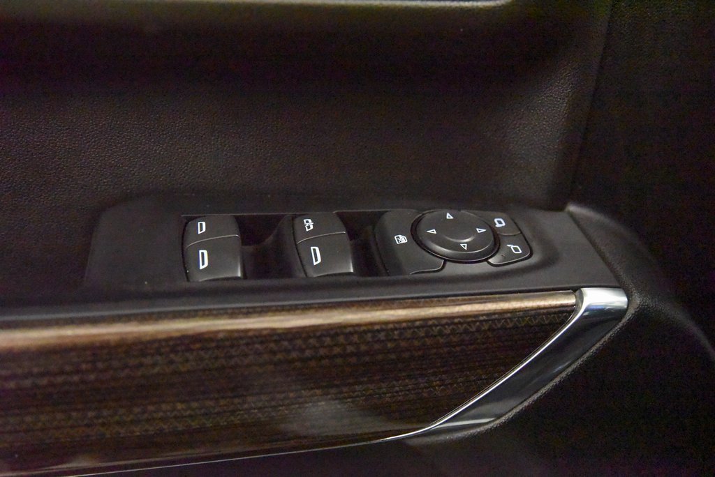 Used 2021 Chevrolet Silverado 1500 RST image 15