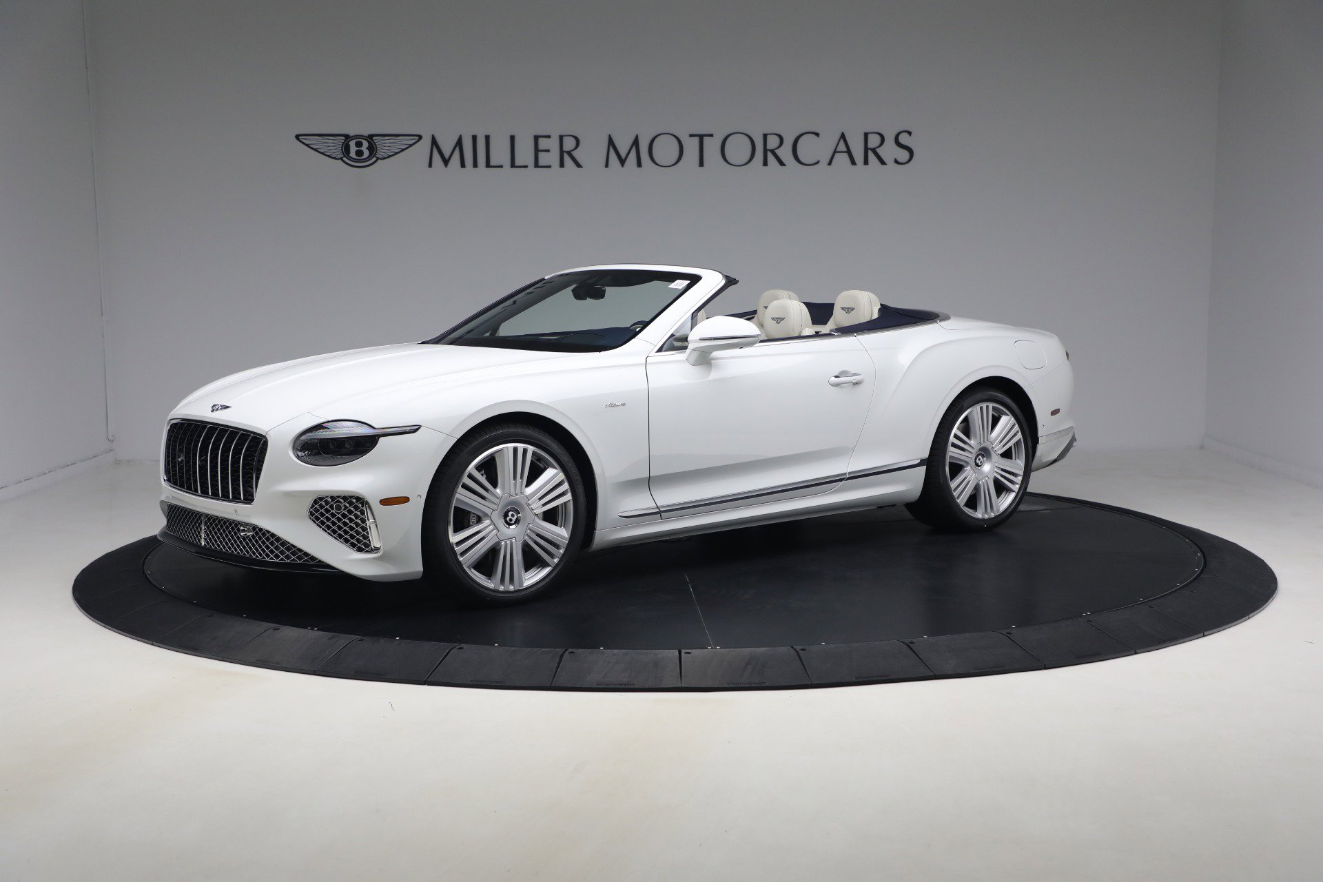 New 2026 Bentley Continental GTC AWD/4WD image 2