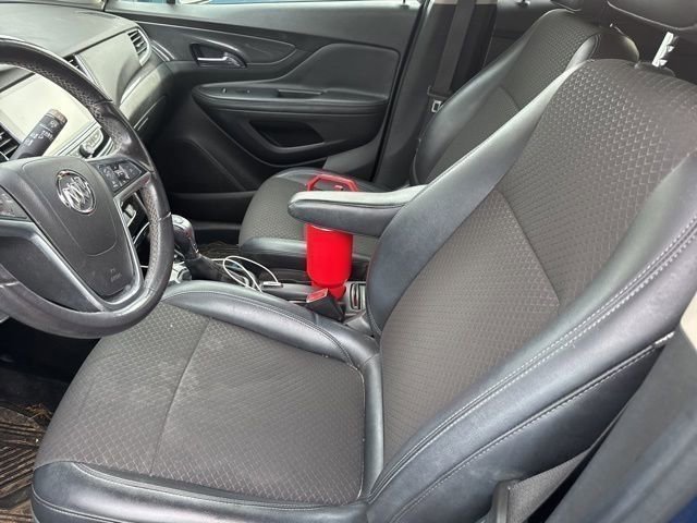 Used 2020 Buick Encore Preferred image 36