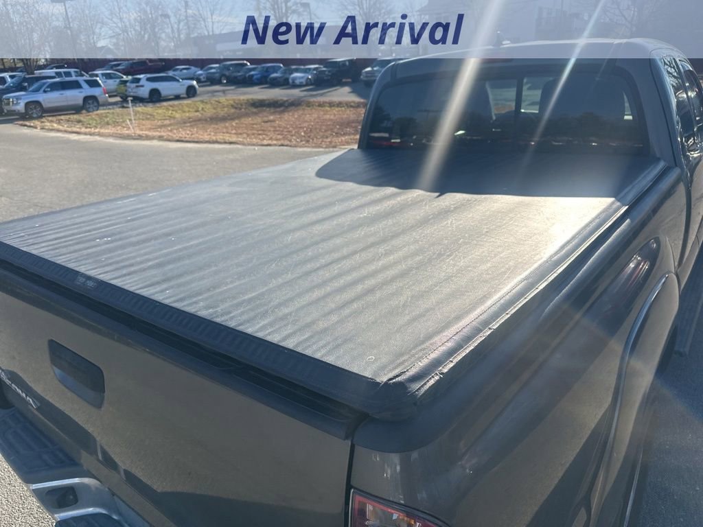 Used 2014 Toyota Tacoma 4x4 Access Cab V6 image 10