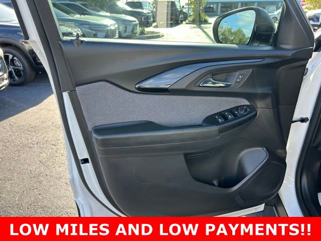 Used 2022 Chevrolet TrailBlazer LS image 12