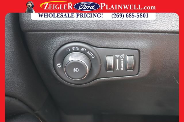 Used 2021 Jeep Compass Limited w/ Sun and Sound Group image 29