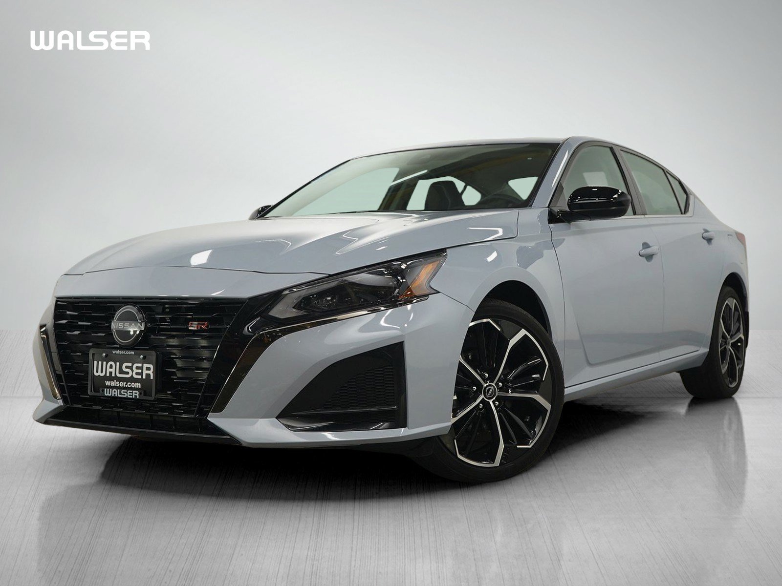 Used 2023 Nissan Altima 2.5 SR AWD/4WD image 1
